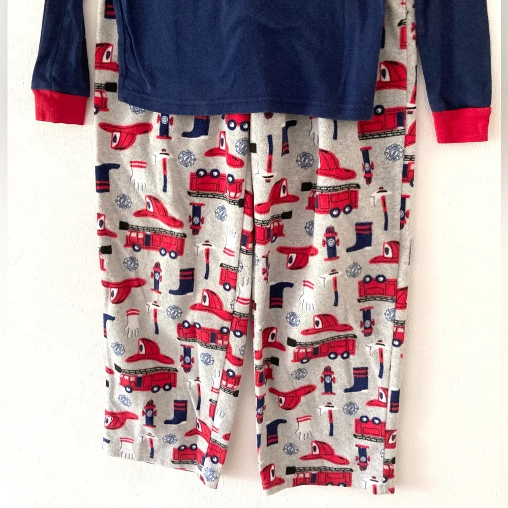 Carters Cotton Fire Truck Tee and Fleece pants 2 piece pajama Set Size 8